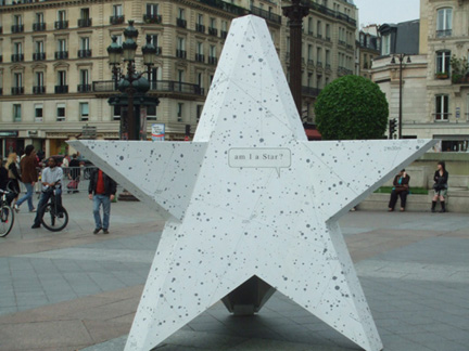斯洛文尼亞(Slovenie)藝術家Vadim Fishkin 的「 M I STAR」作品。