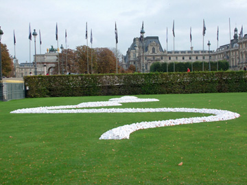 杜樂麗花園 英國地景藝術家Richard Long 「Meandring line」 2000年。