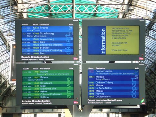 出發及到達車班電子時刻表。